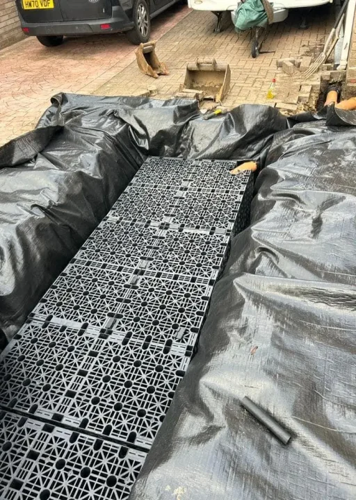 About 13 WhatsApp Image 2024-10-28 at 17.05.13 (1)